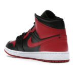 AIR JORDAN נעליים בצבע סגול/כתום דגם Jordan 1 Mid Banned