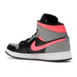 AIR JORDAN נעלי עור בצבע ורוד/אפור דגם Jordan 1 Mid Pink Shadow