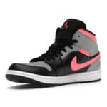 AIR JORDAN נעלי עור בצבע ורוד/אפור דגם Jordan 1 Mid Pink Shadow