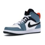 AIR JORDAN נעלי עור בצבע תכלתן דגם Jordan 1 Mid Fearless Facetasm
