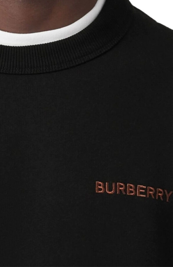 סווטשירט שחור TB-embroidered