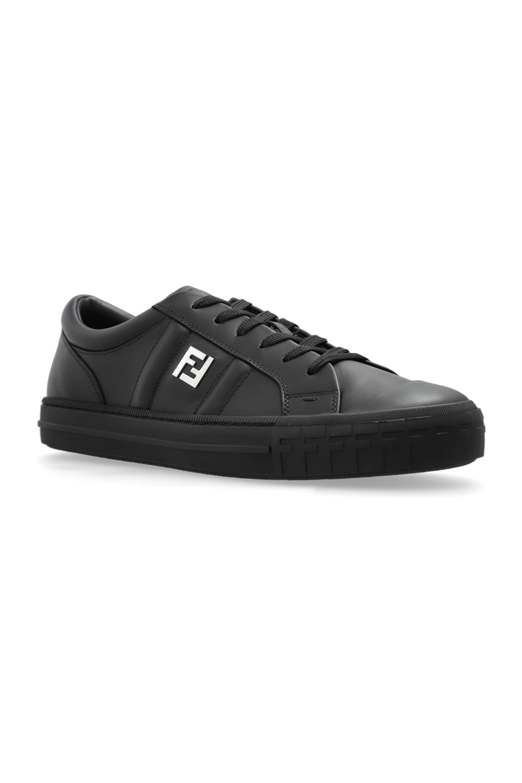 סניקרס עור שחורות פנדי FENDI עיצוב פאנלים סוליית גומי יוקרתית