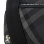 תיק צד שחור/אפור Grid Crossbody