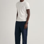 טי שירט לבנה Slim Fit Shield