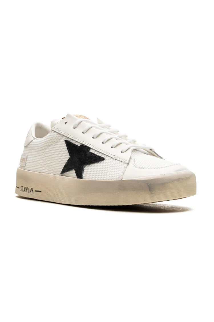 נעלי סניקרס עור גולדן גוס GOLDEN GOOSE גברים לבן גזרה נמוכה כוכב זמש דגם Stardan סוליית גומי