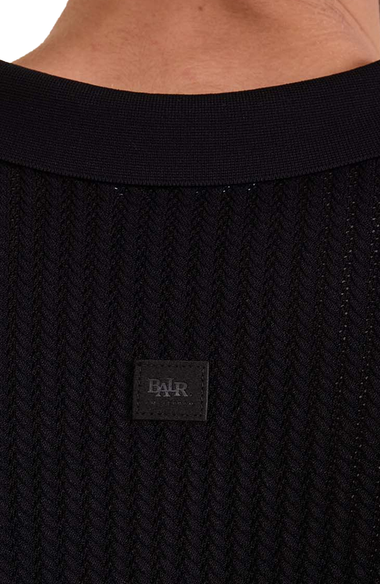 חולצת פולו שחורה TEXTURED B