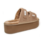 כפכפי פלטפורמה קאמל FURRY SLIDES
