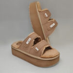 כפכפי פלטפורמה קאמל FURRY SLIDES