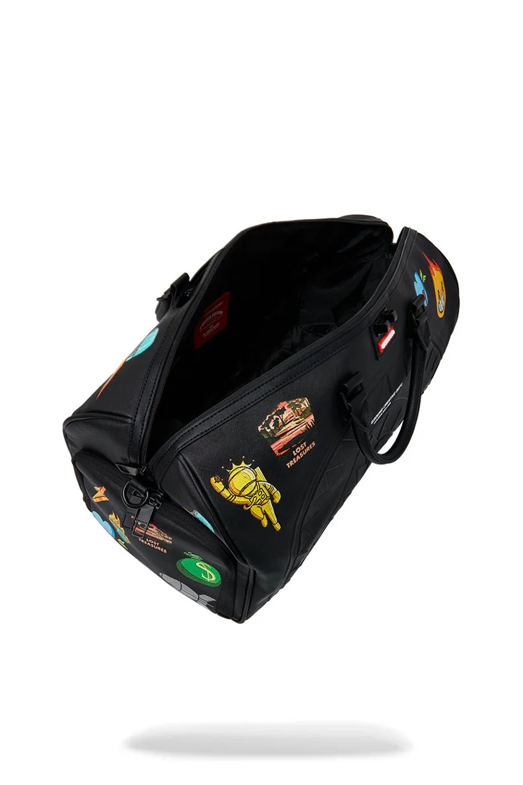 תיק נשיאה שחור SHARKMOUTH EMBOSSED PATCHES DUFFLE