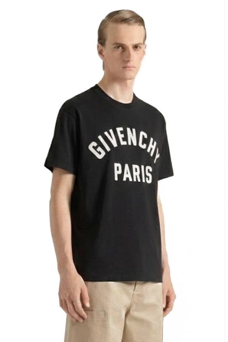טי שירט ג’יבנשי GIVENCHY שחורה עם רקמת לוגו