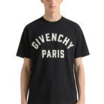 טי שירט ג’יבנשי GIVENCHY שחורה עם רקמת לוגו