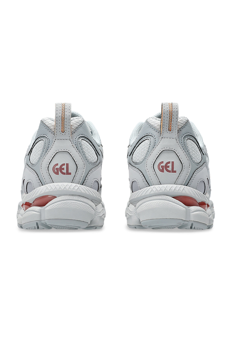 סניקרס אסיקס ASICS דגם GEL-NYC בצבע כתום/אפור