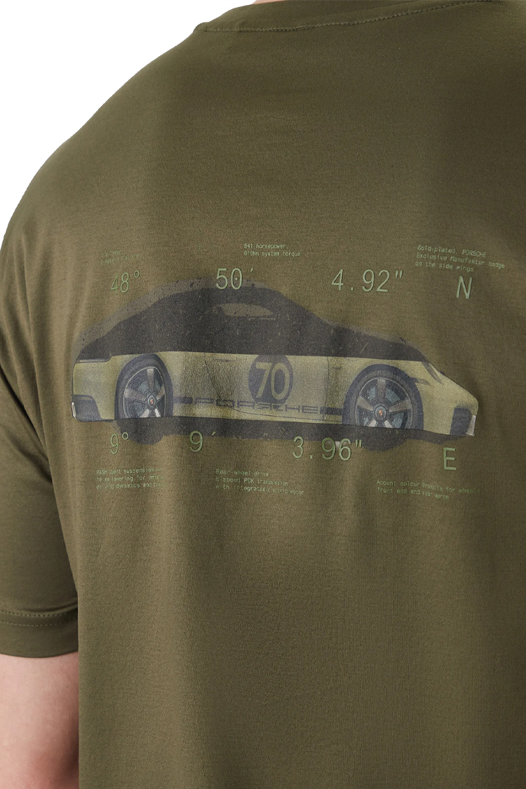 טי שירט BOSS x Porsche עם הדפס מכונית פורשה על הגב