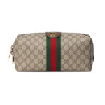 תיק רחצה גוצ’י Gucci דגם GG Supreme עם רצועת מותג ועיטורי עור