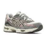 נעלי סניקרס אסיקס ASICS אפור בז’ דגם GEL-NYC עם טכנולוגיית ג’ל ועיצוב בד רשת