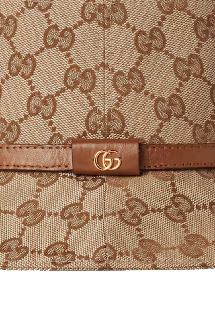 כובע באקט גוצ'י GUCCI נשים בז' חום תבנית GG Supreme רצועת עור ולוגו זהב