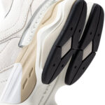סניקרס ניו באלאנס נשים New Balance 9060 לבן עיצוב רטרו סוליה מסיבית