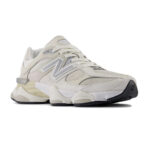 סניקרס ניו באלאנס נשים New Balance 9060 לבן עיצוב רטרו סוליה מסיבית