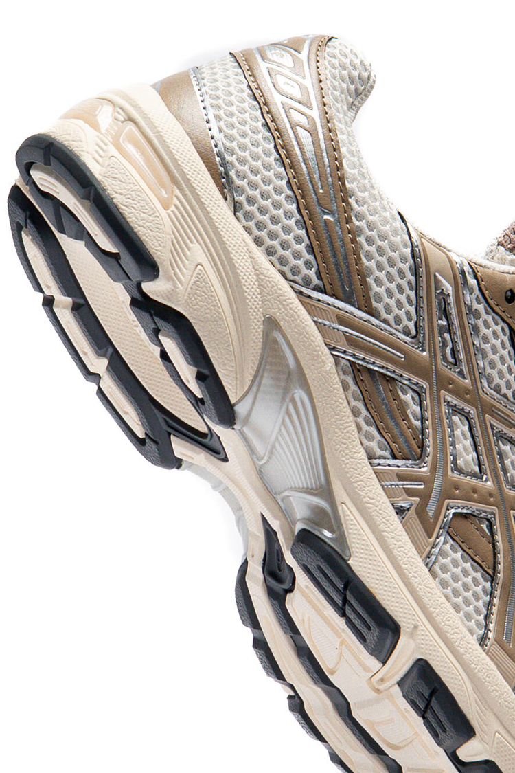 נעלי אסיקס ASICS GEL-1130 קרם/קינמון גברים סניקרס רטרו טכנולוגיית TRUSSTIC