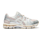 נעלי אסיקס ASICS GEL-KAYANO 12.1 בז’/קרם גברים סניקרס עיצוב מטאלי