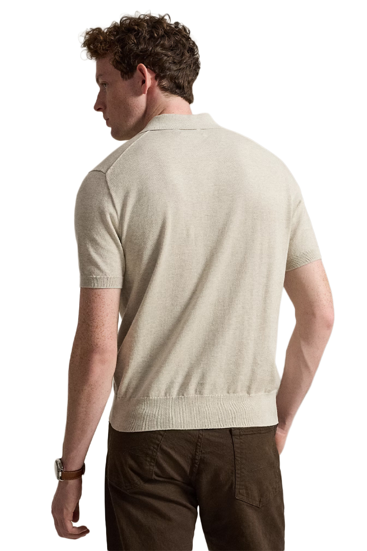 חולצת פולו ראלף לורן בז’ לגברים בגזרת Classic Fit – מבט מלפנים – אתר Ricco