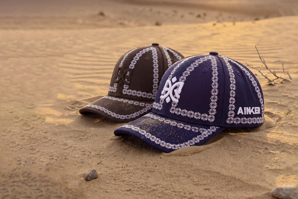 SUMMER HAT MOB