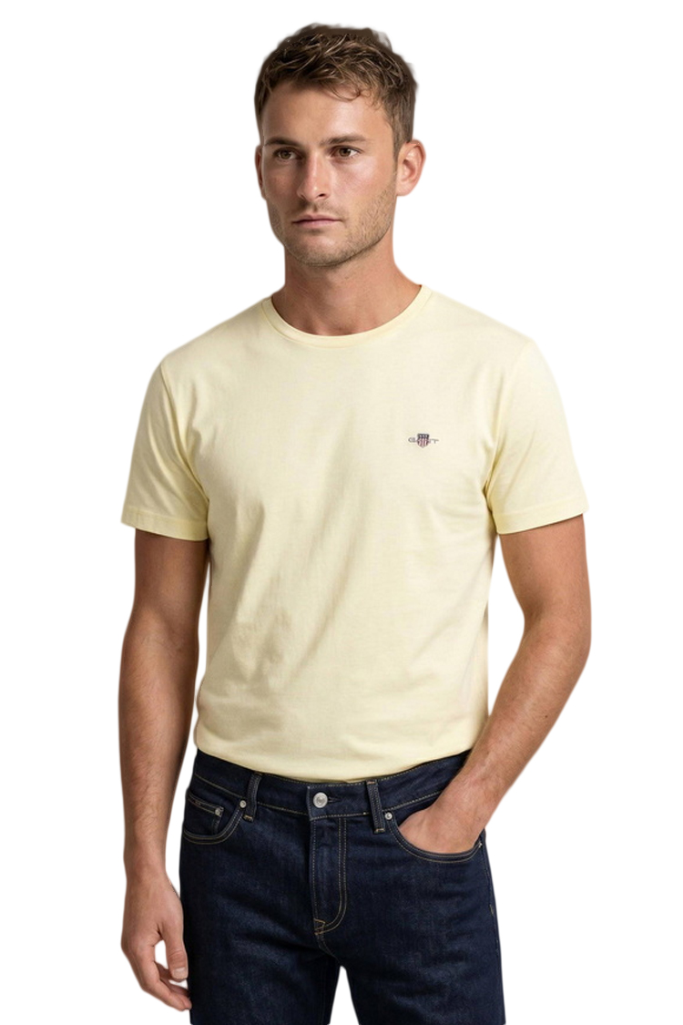 חולצת טי שירט גאנט GANT גברים צהוב Slim Fit כותנה לוגו מגן רקום חזה קזואל