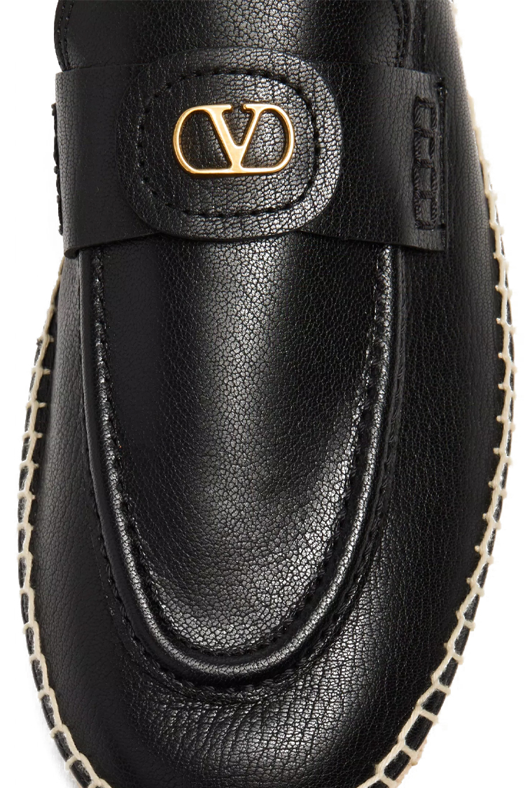 נעלי מוקסין ולנטינו Valentino Garavani שחור גברים נעליים Palm Avenue עור מבריק אספרדיל לוגו זהב