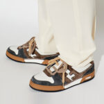סניקרס פנדי FENDI חום לבן גברים נעליים Fendi Match Low גזרה נמוכה עור מונוגרמה FF