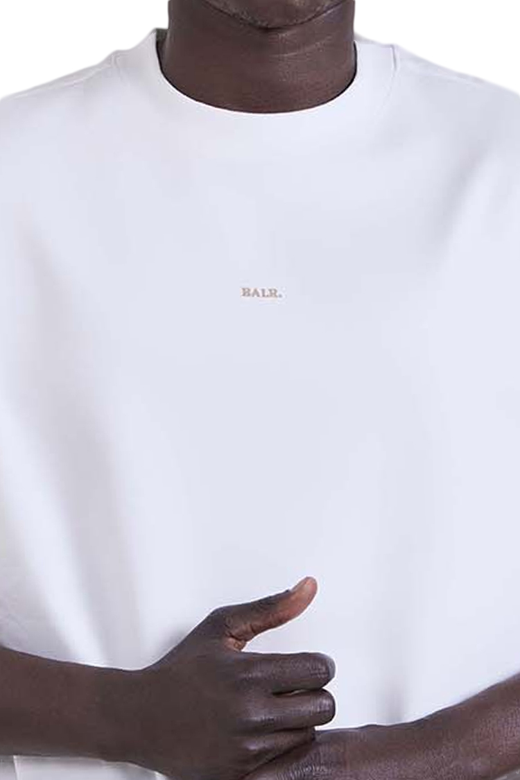 חולצה באלר BALR לבנה גברים טי שירט גזרה משוחררת סולידית רקמה פאץ עורף חצי מבריק