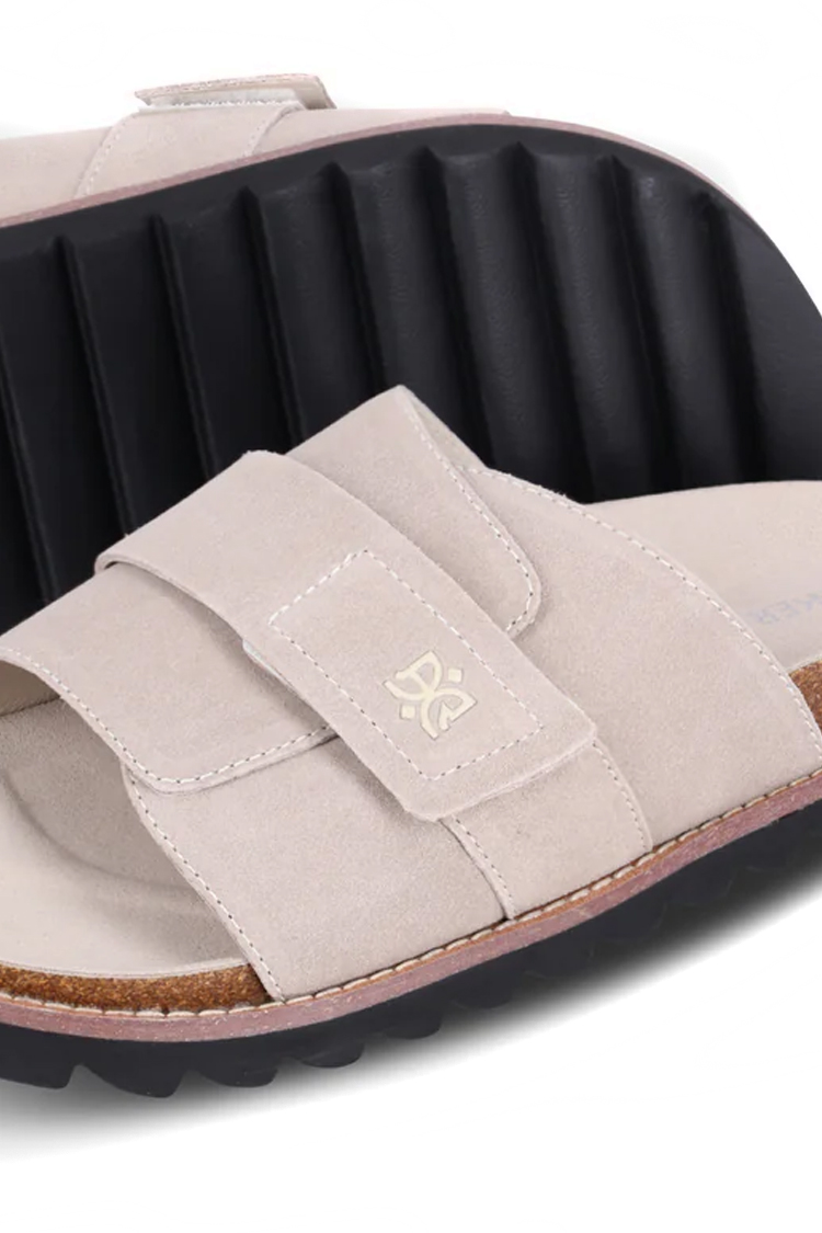 כפכפי זמש AINKER אינקר אוף וויט גברים כפכפים Regent Suede מדרס שעם רצועה אחת סקוץ