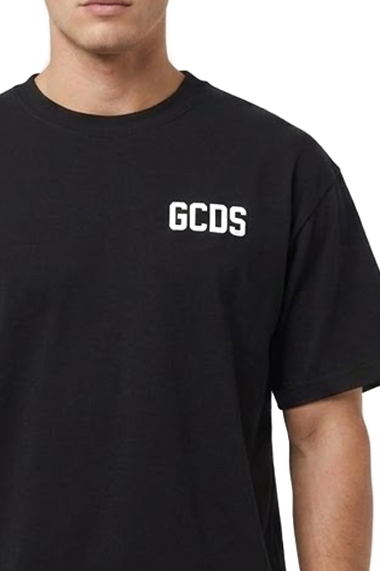 חולצה GCDS ג’י סי די אס שחורה גברים טי שירט גזרה נינוחה לוגו חזה גב חצי מבריק גמישה