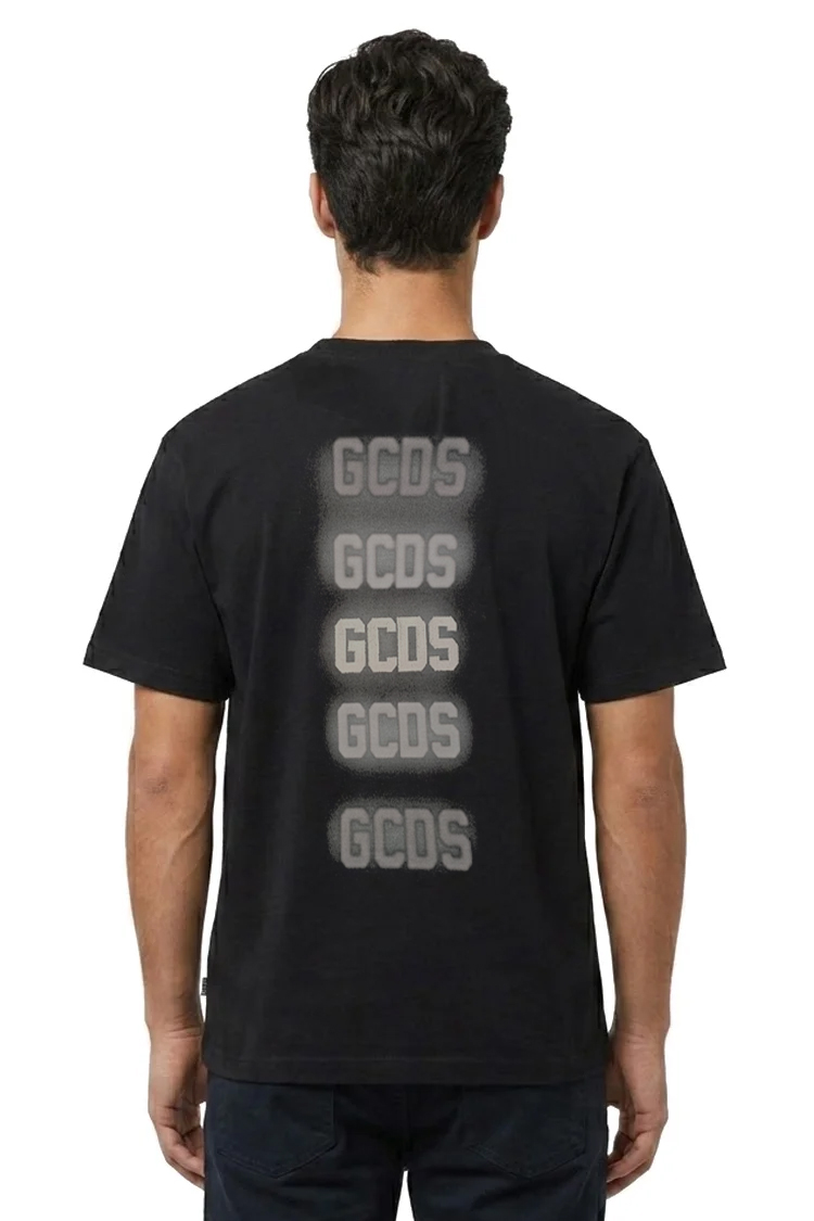 חולצה GCDS ג’י סי די אס שחורה גברים טי שירט גזרה נינוחה רקמה חזה הדפס לוגו גב דהוי חצי מבריק