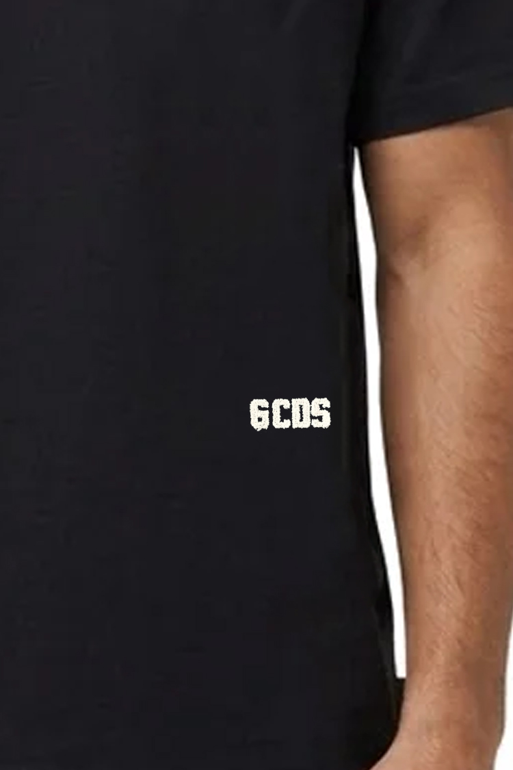 חולצה GCDS ג’י סי די אס שחורה גברים טי שירט גזרה נינוחה רקמה חזה הדפס לוגו גב דהוי חצי מבריק