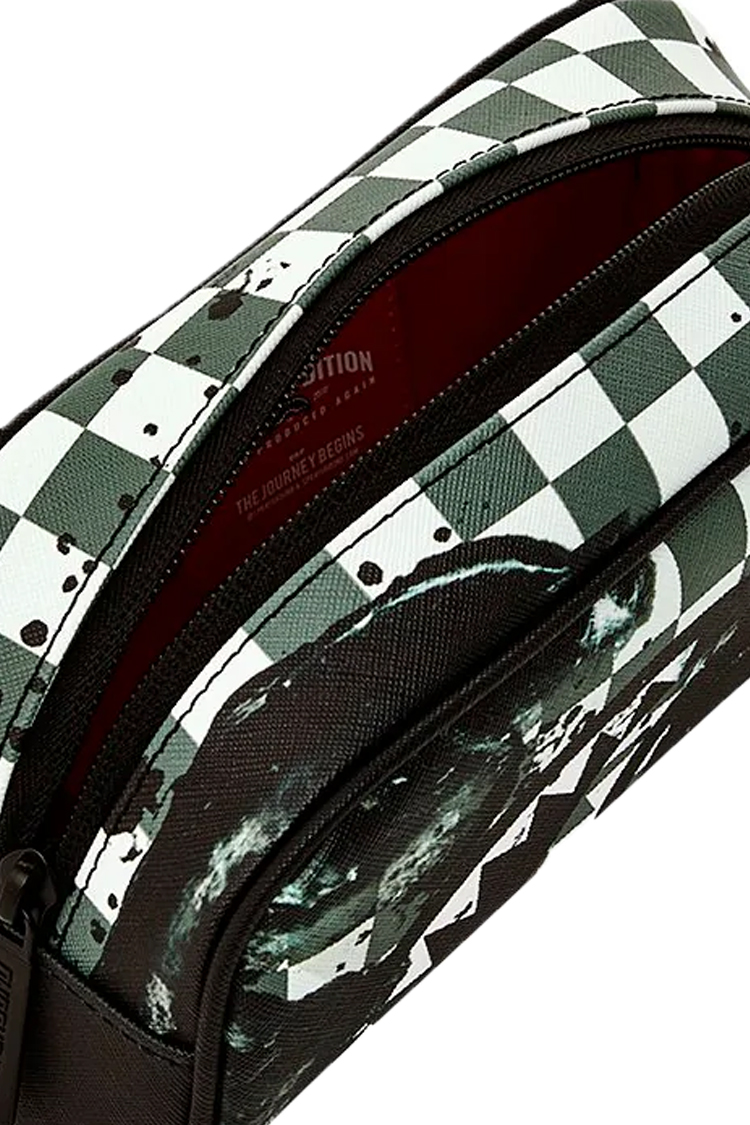 קלמר ספרייגראונד SPRAYGROUND שחור לבן פוליויניל דמוי עור משבצות כריש דגם Painted over check רוכסן