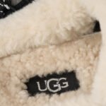 פכפי מיולז זמש UGG נשים שחור דגם Lowmel Mule בטנת צמר שרוכים קונטרסט