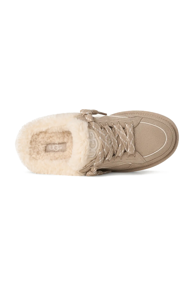 פכפי מיולז זמש UGG נשים קרם דגם Lowmel Mule בטנת צמר שרוכים קונטרסט