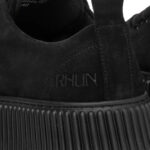 סניקרס רהאן RHUN שחור זמש גזרת מיד דגם Treble triple suede סוליית גומי תפרי קונטרסט