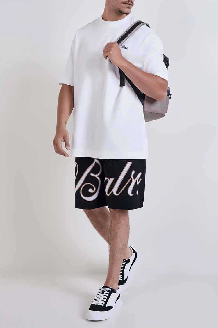 טי שירט באוור BALR לבן כותנה דגם Amsterdam Loose Fit גזרה משוחררת רקמת לוגו חזה וגב
