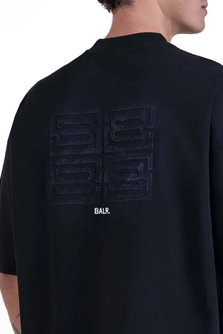 טי שירט באלר BALR שחור כותנה דגם Sketch B גזרה משוחררת הדפס צבעוני ורקמה בגב ובעורף