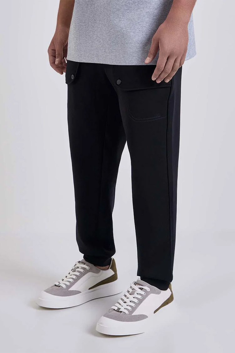 מכנס ג’וגר באוור BALR שחור כותנה דגם Relaxed Jogger גזרה משוחררת לוגו רקום