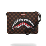 תיק קלאץ’ ספרייגראונד SPRAYGROUND שחור חום דמוי עור פוליויניל דגם Sharks in paris wtf bubble משבצות סמיילי מלתעות כריש רצועה