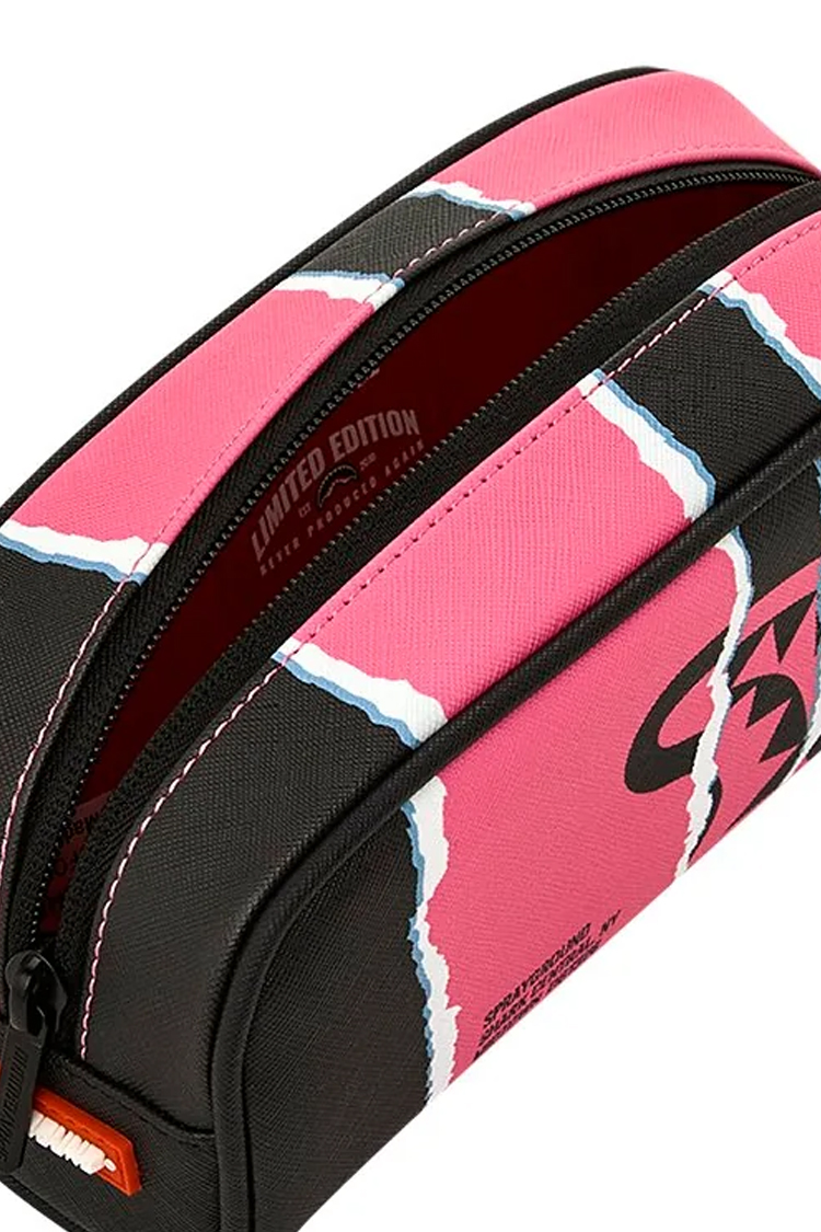 קלמר ספרייגראונד SPRAYGROUND ורוד דמוי עור פוליויניל דגם Shark central duality tear קרעים מלתעות כריש רוכסן