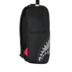 תיק גב ספרייגראונד SPRAYGROUND גברים נשים שחור ניילון רקמת כריש דגם Shark central tonal תא למחשב