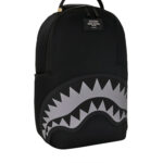 תיק גב ספרייגראונד SPRAYGROUND גברים נשים שחור ניילון רקמת כריש דגם Shark central tonal תא למחשב