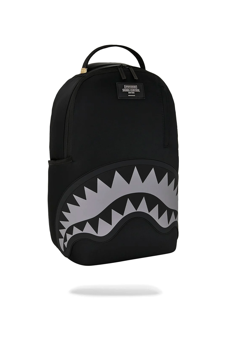 תיק גב ספרייגראונד SPRAYGROUND גברים נשים שחור ניילון רקמת כריש דגם Shark central tonal תא למחשב