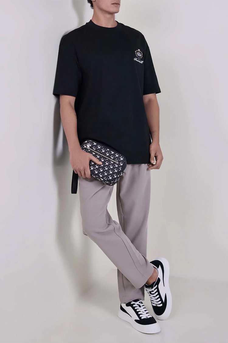 תיק קלאץ באוור BALR שחור פוליאסטר דגם Mini Jacquard Clutch זאקארד לוגו רצועה נשלפת