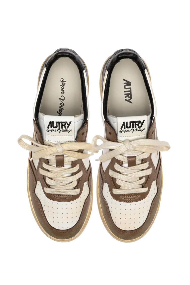 סניקרס אוטרי AUTRY חום/שחור 100% עור גזרה נמוכה דגם Super Vintage גימור משופשף וינטג