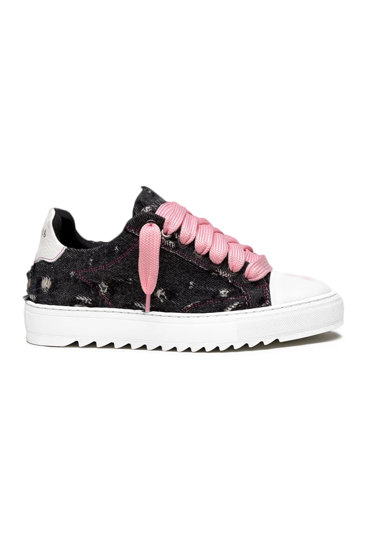סניקרס נומריס NUMERIS ג’ינס שחור בד עור גזרת מיד דגם Pink denim שפשופי יד שרוכים וורודים סוליית גומי