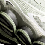 סניקרס ניו באלאנס NEW BALANCE ירוק כסוף טקסטיל גזרת מיד דגם ABZORB 2000 U20002UU בולמי זעזועים